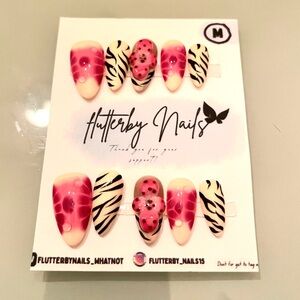 Press-On Nail Set - Pink and Black